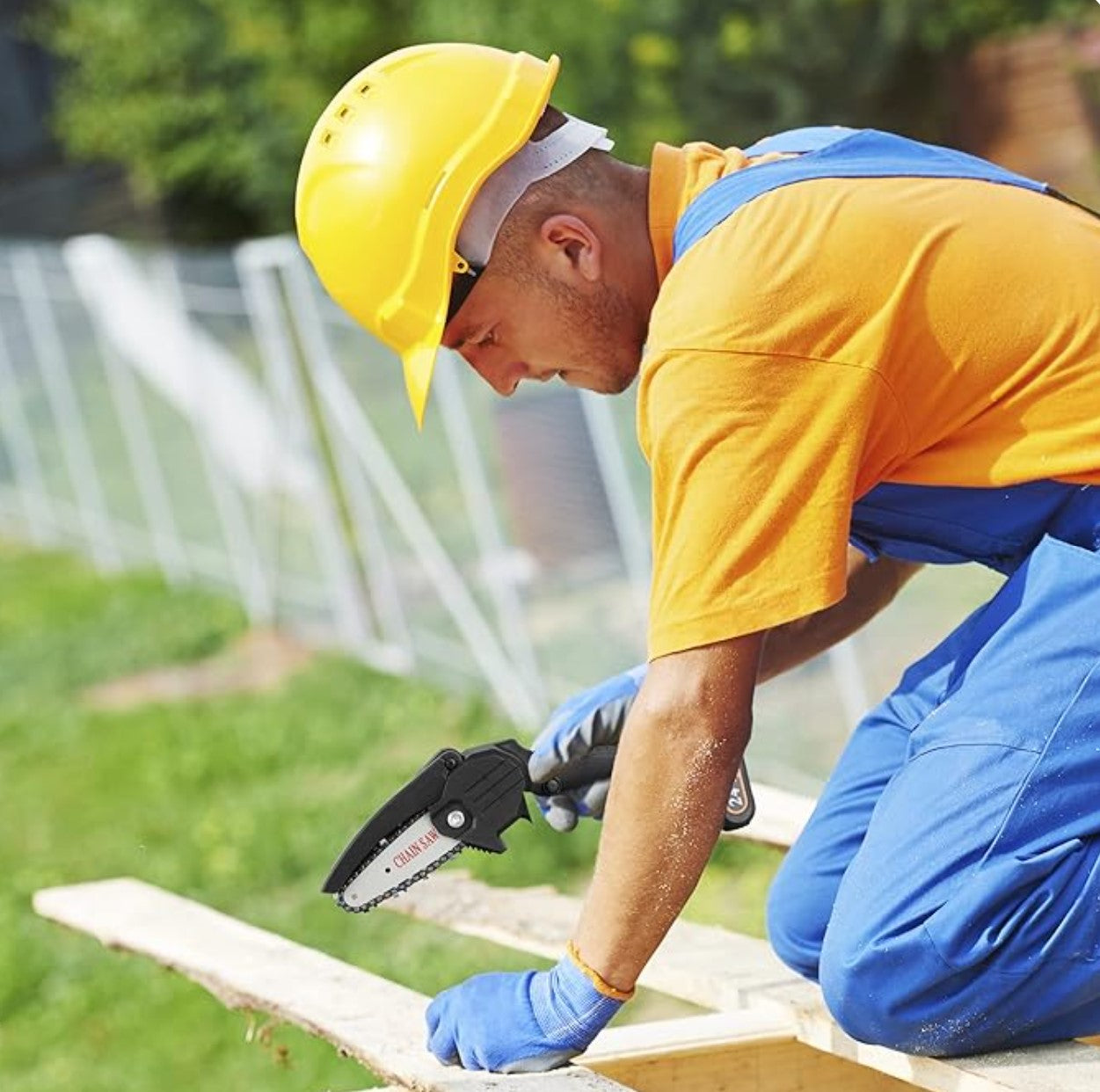 MOTOSIERRA RECARGABLE INALAMBRICA